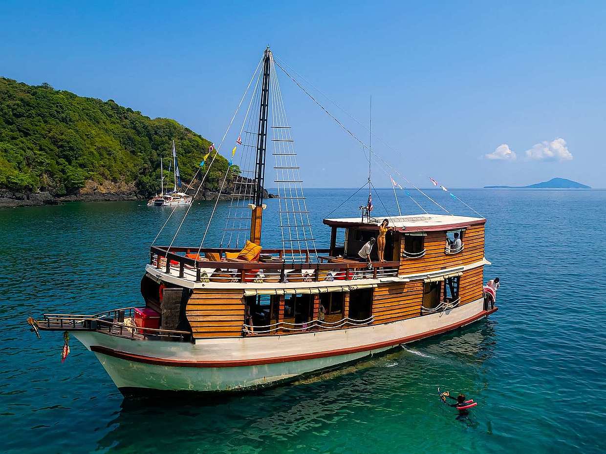 Phang Nga Körfezi - Tayland'da Mutlaka Yapılması Gereken Tekne Turu
