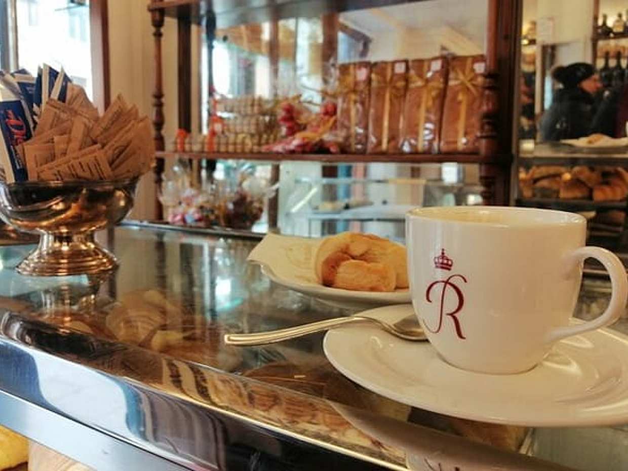 Sweet Venice: A Food Tour of Pastries, Chocolate & Gelato