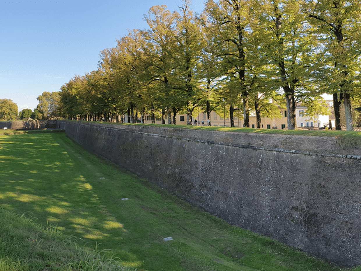 Private Minivan Excursion To Lucca, photo 5