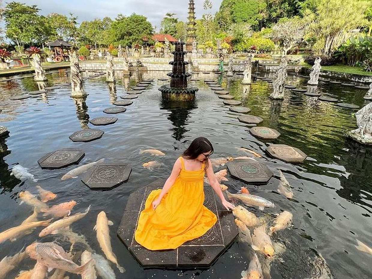 Bali Lempuyang, el templo acuático Tirta Gangga, la cascada Cepung y el templo Tirta Empul en Indonesia.
