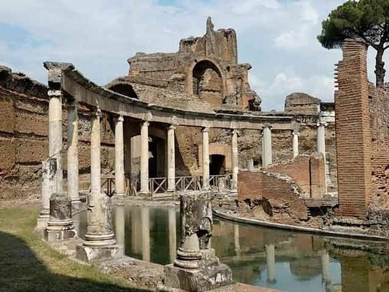 Tivoli Gardens and Hadrian's Villa full day guided tour, photo 3