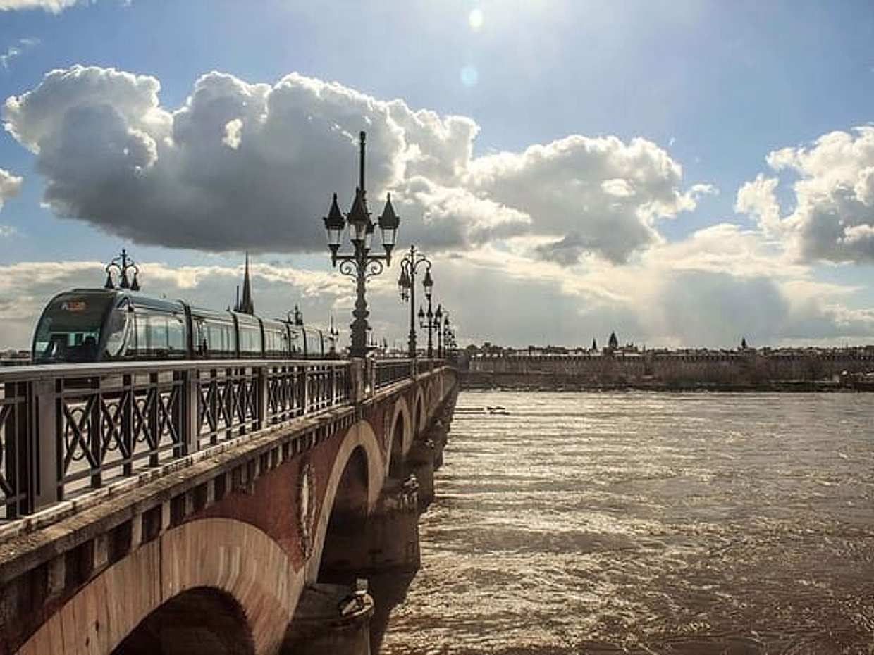 e-Scavenger hunt Bordeaux: Explore the city at your own pace, photo 2