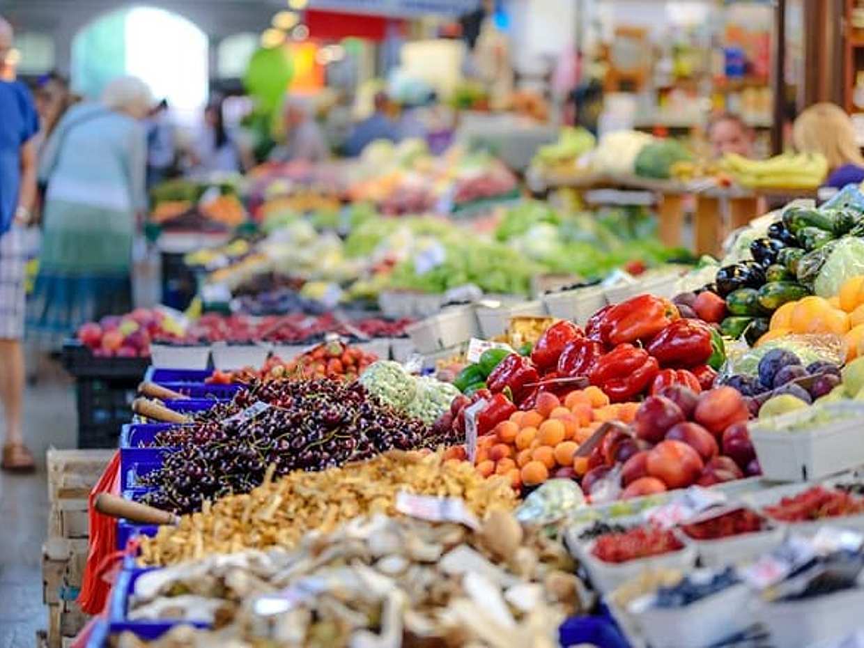 Naples Walking Tour and Street Food Market