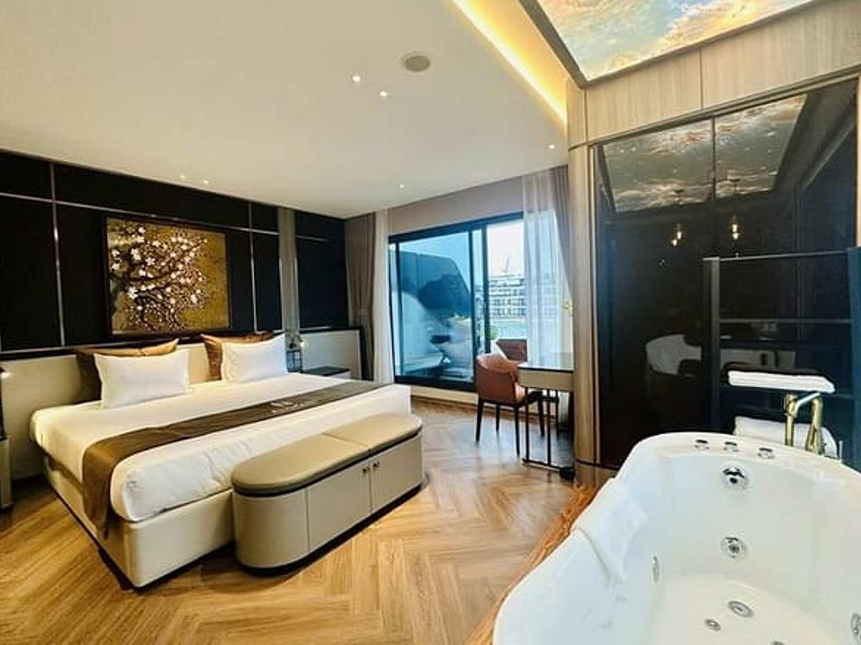 Azura Luxury Yacht 2D1N Ha Long Bay and Lan Ha Bay Cruise, photo 3