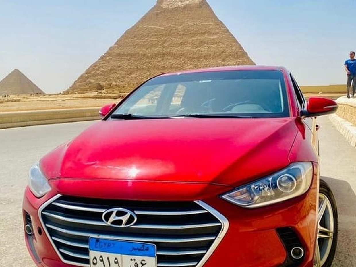 Private Transfers in Cairo and Giza Airport or Hotel VIP