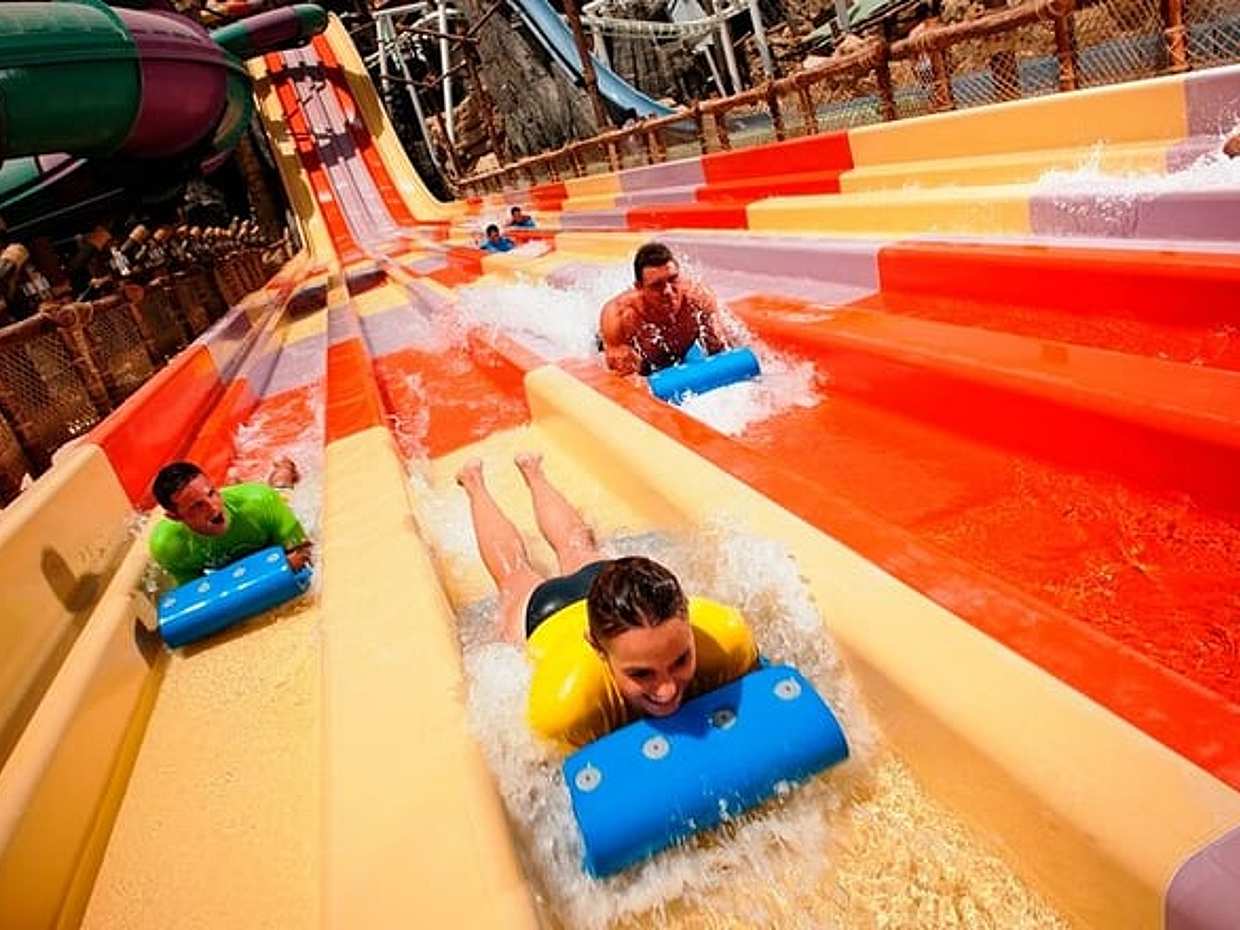 ตั๋วเข้าสวนน้ำ Yas Waterworld อาบูดาบี ในสหรัฐอาหรับเอมิเรตส์, อาบูดาบี