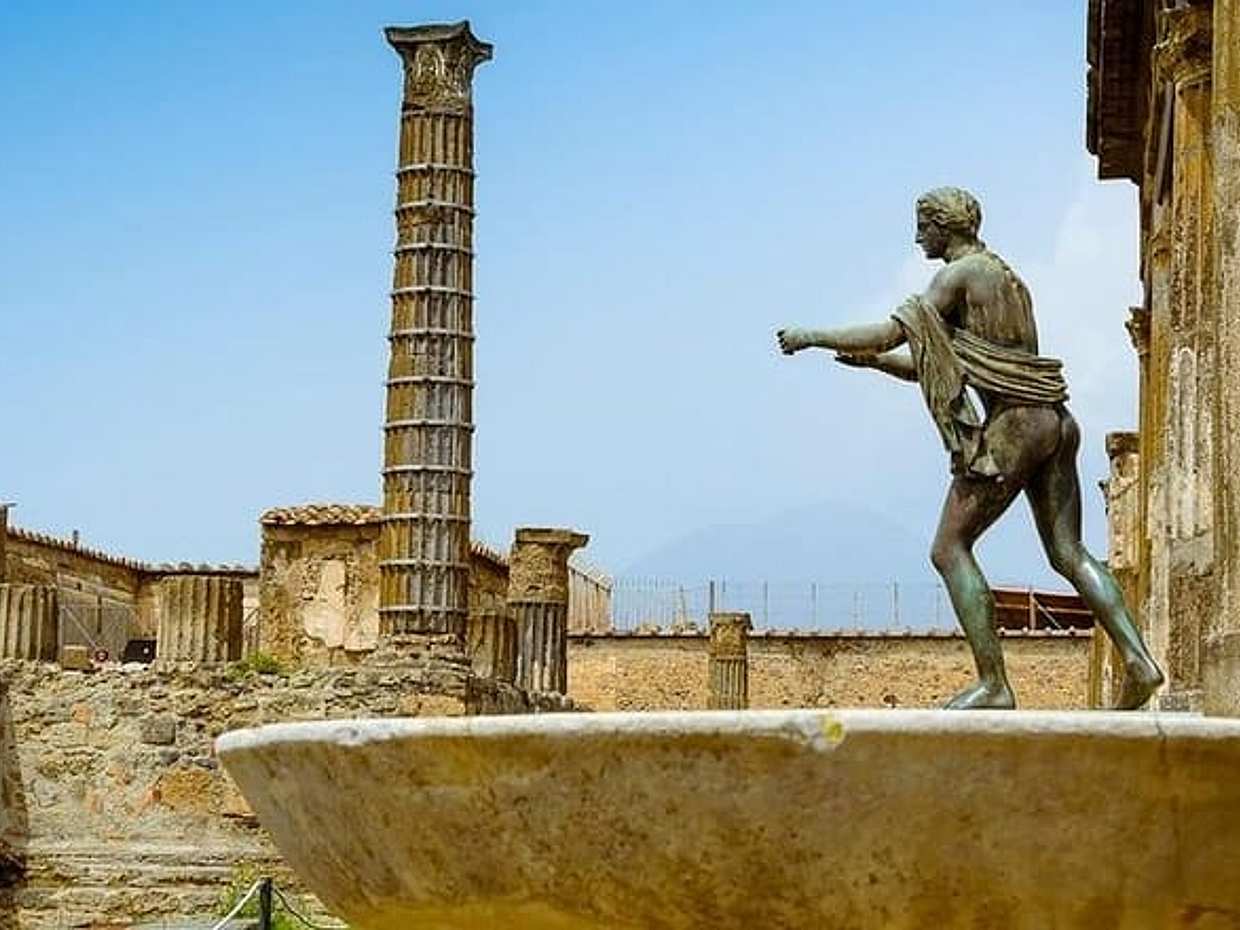 Pompeii & Vesuvius ALL INCLUSIVE TOUR with authentic Neapolitan Lunch, photo 2