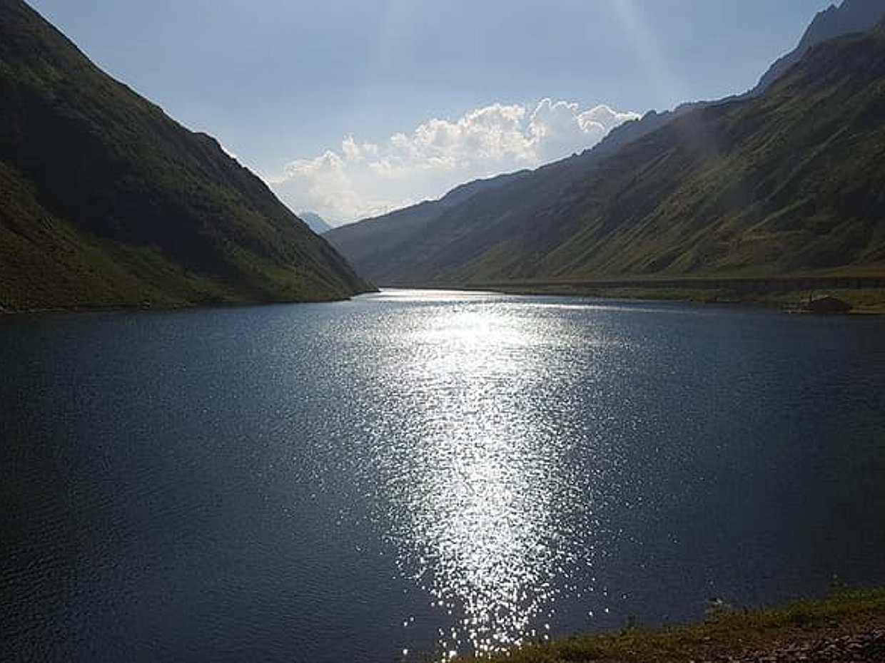 Glacier Express Panoramic Train Round Trip from Zürich With Private Guide  in Switzerland, photo 4
