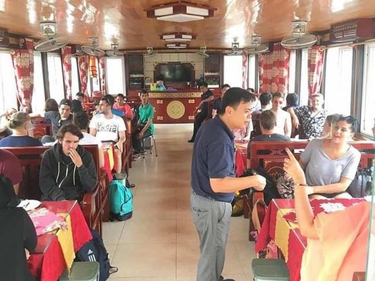 Halong Bay Full-Day Trip Expressway Transfer & Full Activities, photo 4