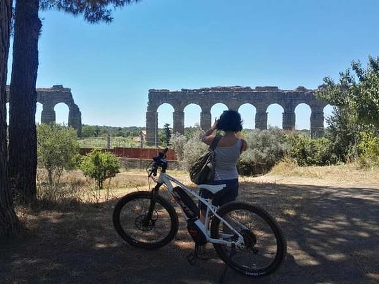 Voie Appienne à vélo à travers parcs et histoire | Expérience nature privée en Italie, Rome