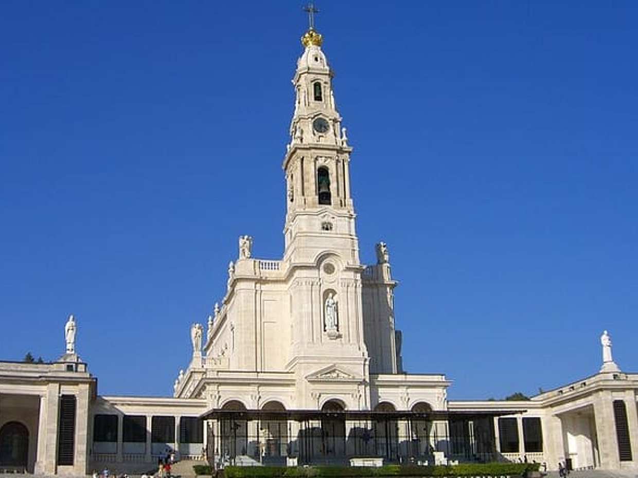 Private Day Trip From Lisbon To Fatima And Mira de Aire Caves in Portugal, photo 2