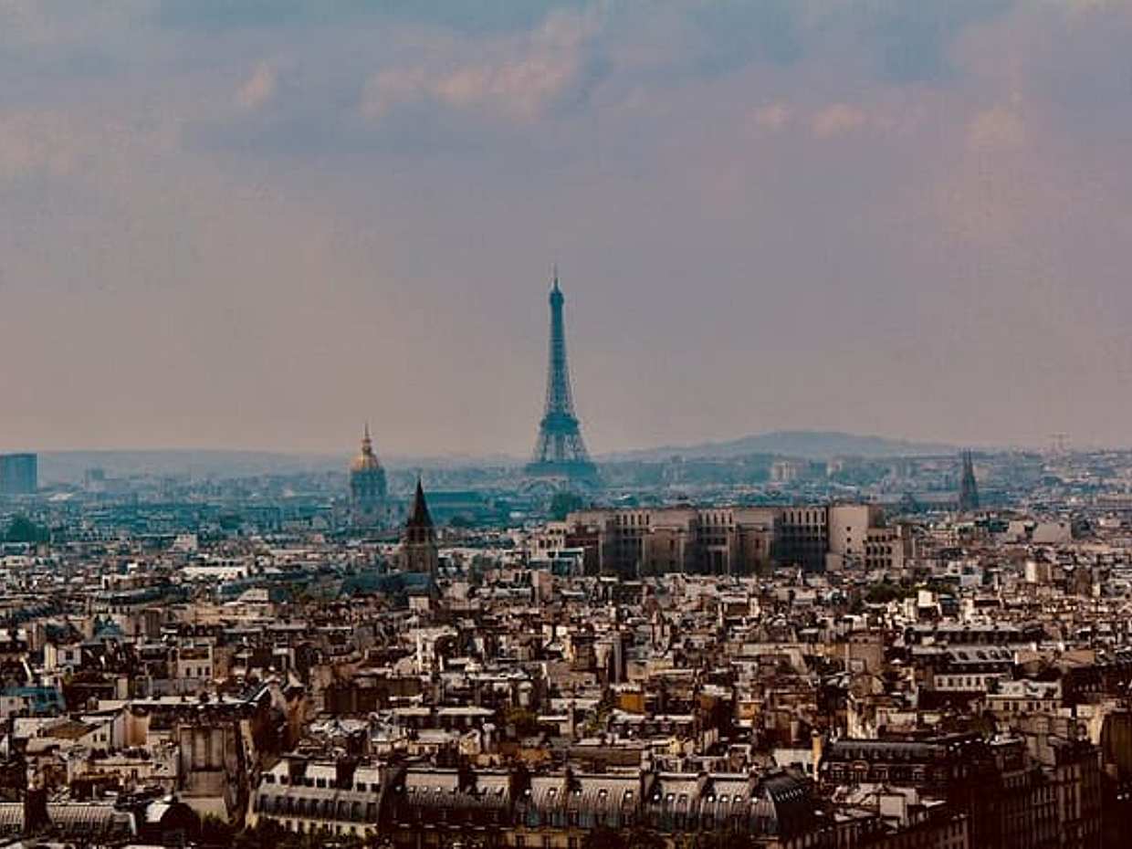 "Traslado Privado de Paris Para Bayeux Com Uma Parada de 2 Horas em Caen na França", photo 2