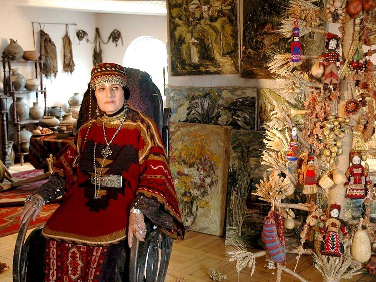 Armenian Traditional House-museum and Yerevan Private Tour