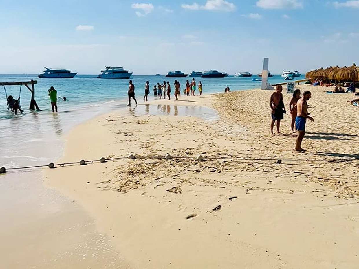 Excursion d'une journée à l'île de Hula Hula pour une expérience de plongée avec tuba et de plongée sous-marine en Égypte, Hurghada, photo 4