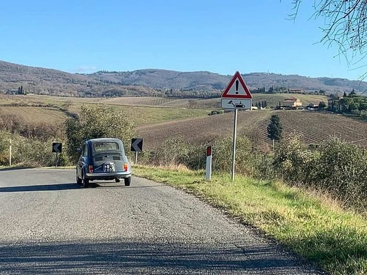Tour in Fiat 500 tra le Strade del Chianti da San Gimignano in Italia, Siena, photo 2