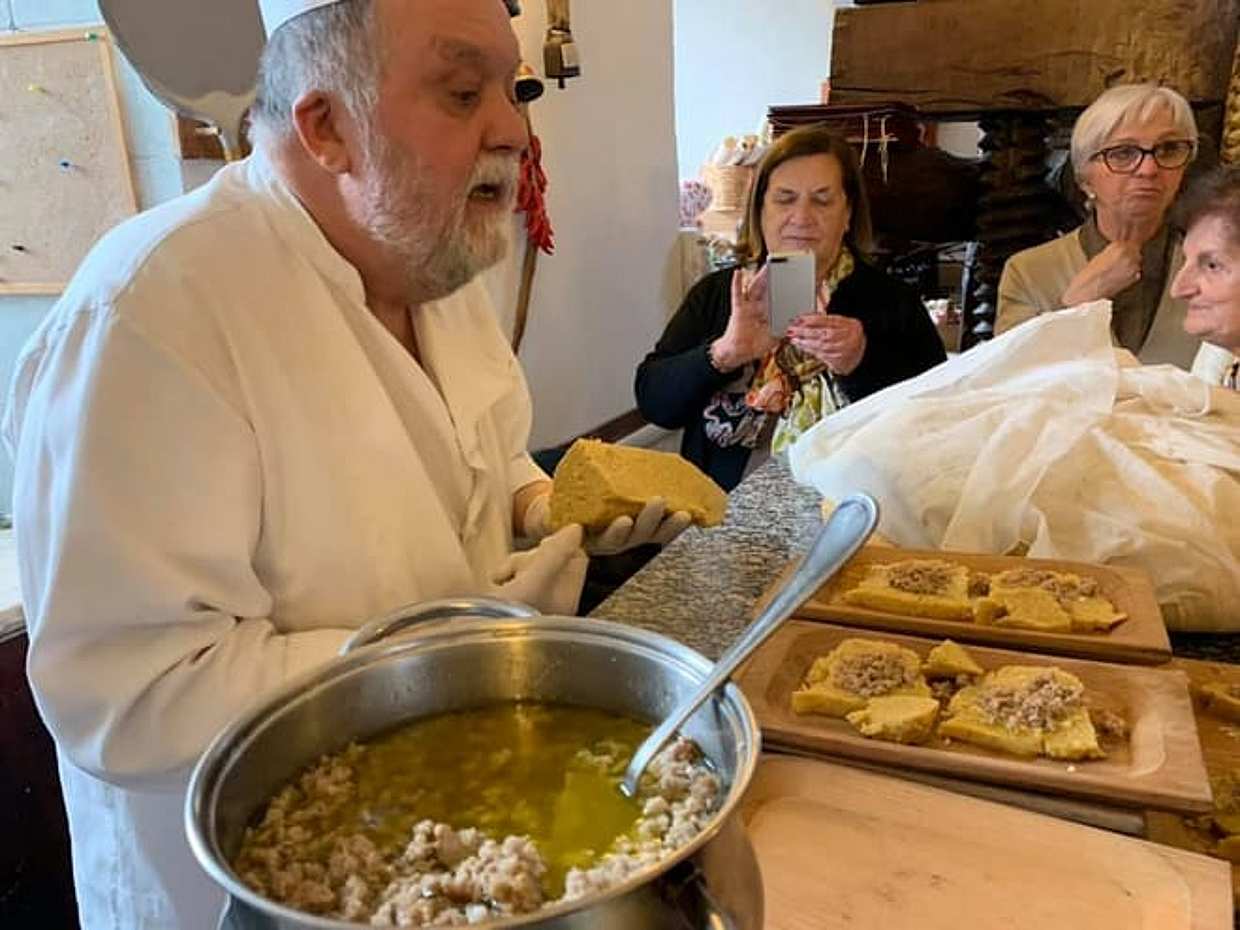 Cooking experience in the heart of Abruzzo: learn to do "La polenta rognosa" in Pettorano sul Gizio, photo 2
