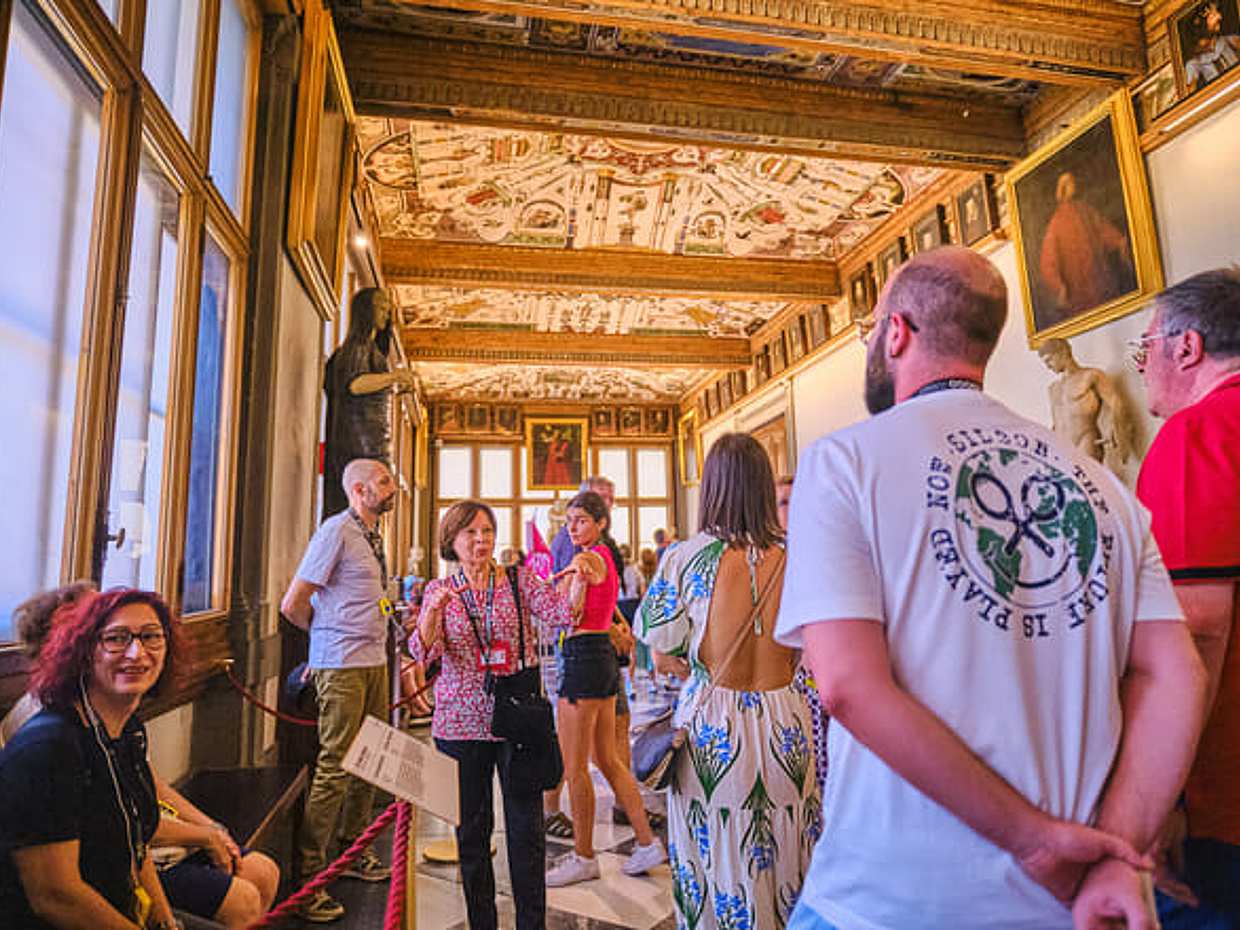 Florence Without Barriers: Private Guided Tour Of The Uffizi Gallery Suitable For People With Motor Disabilities Or In Wheelchairs, photo 4