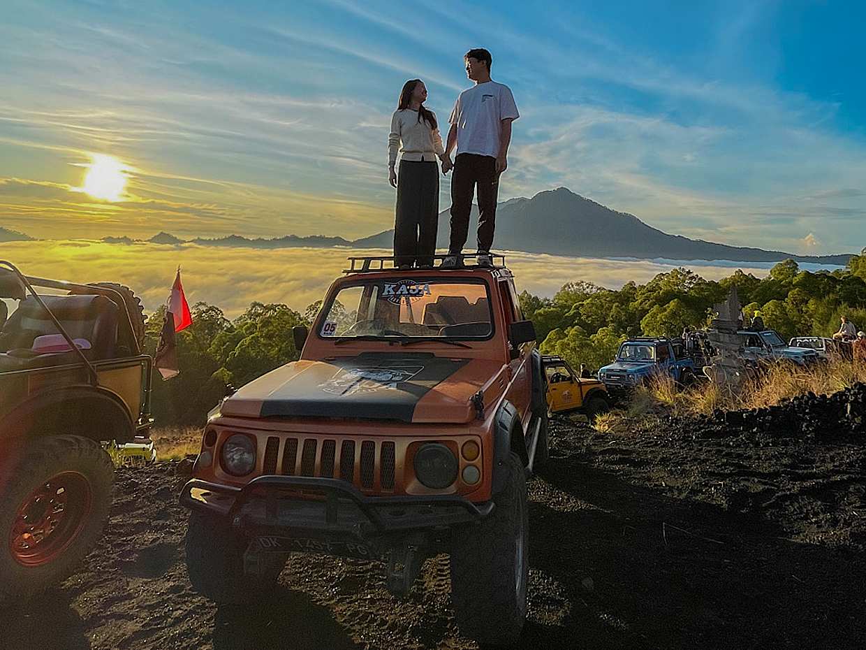 Explore Mount Batur Sunrise and Black Lava with Private 4WD Jeep Adventure in Indonesia, Bali, photo 4