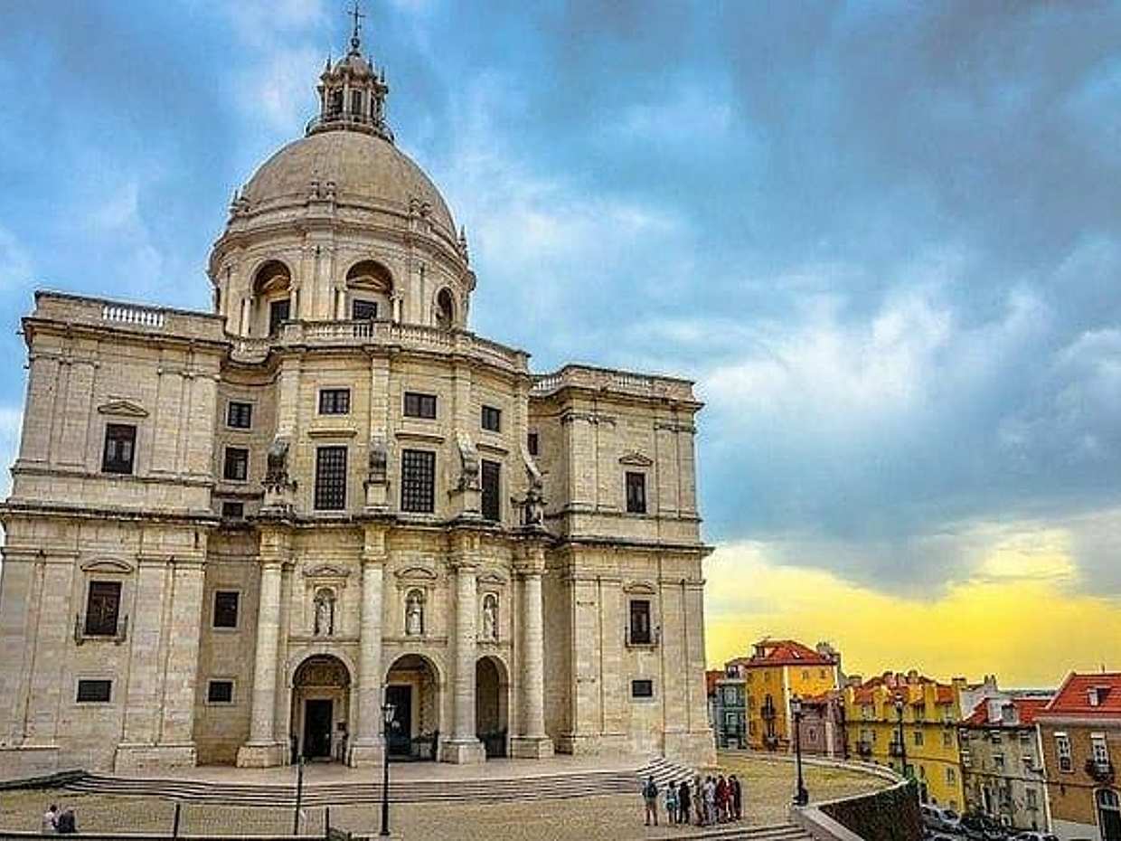 2 Hour Tuk Tuk Tour of the Old Town it will make you fall in love in Portugal, Lisbon, photo 5