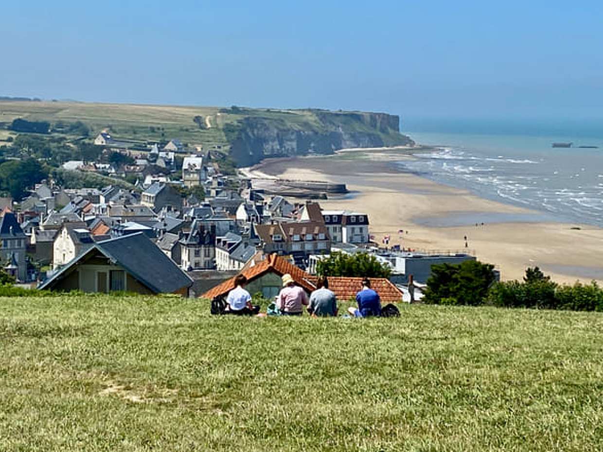 3-day Private Normandy D-Day, Mont Saint-Michel, Honfleur, Rouen, 3 Loire Castles from Paris.