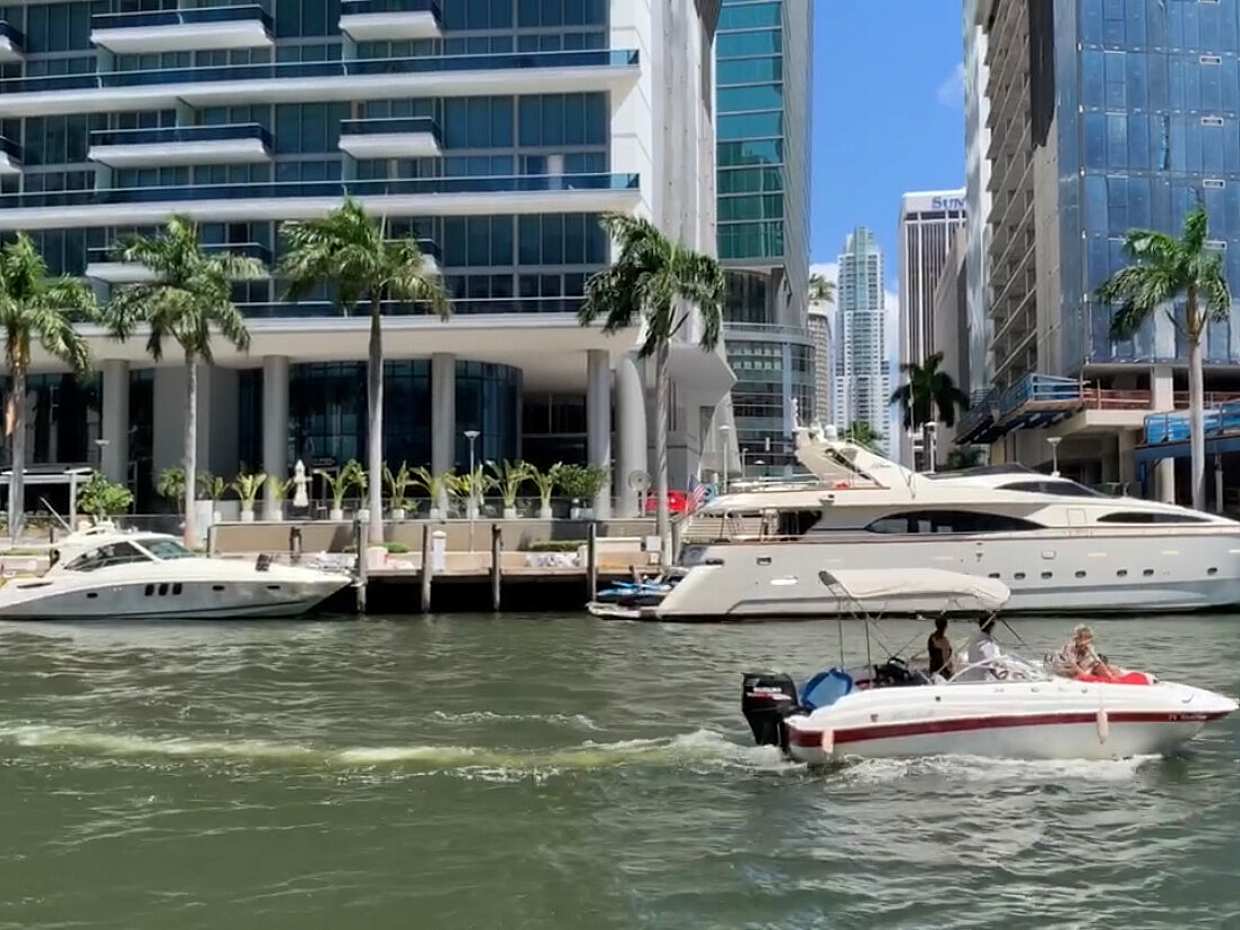 Miami Water Tour on Private Speed Boat in United States, Miami Water Tour on Speed Boat