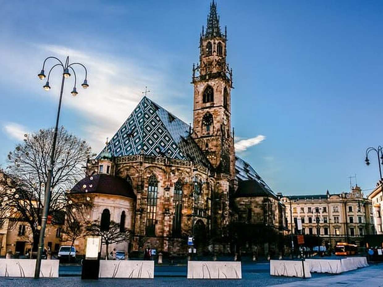 Bolzano Scavenger Hunt & Highlights Self-Guided Walking Tour