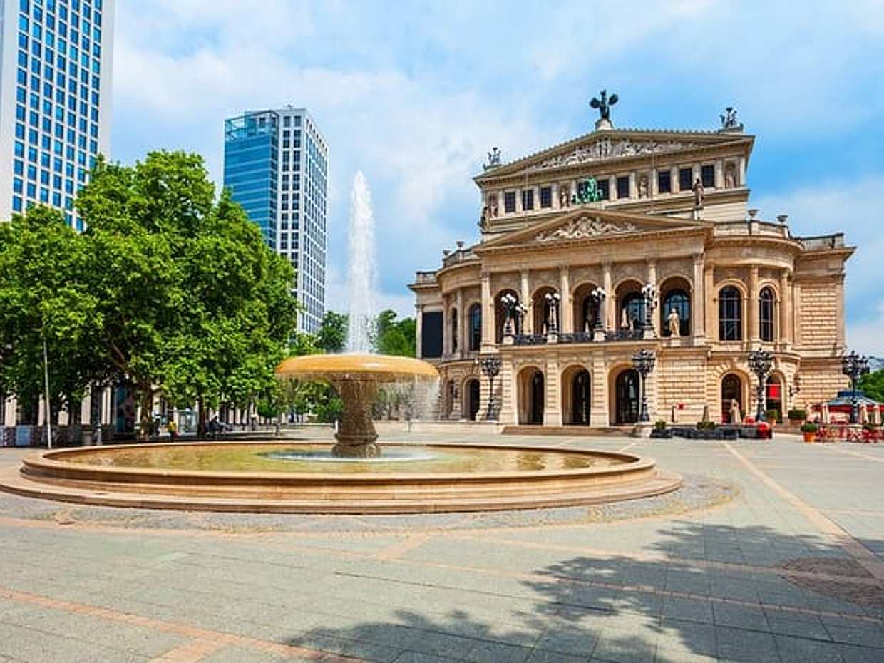 "Traslado privado directo de Ámsterdam a Fráncfort en Países Bajos"., photo 4