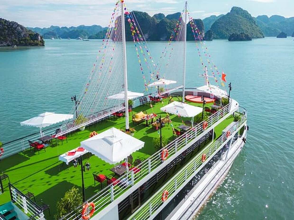 Apollo Premium 5hvězdičková plavba po zátoce Ha Long s jacuzzi, kajakem ve Vietnamu, Hanoj