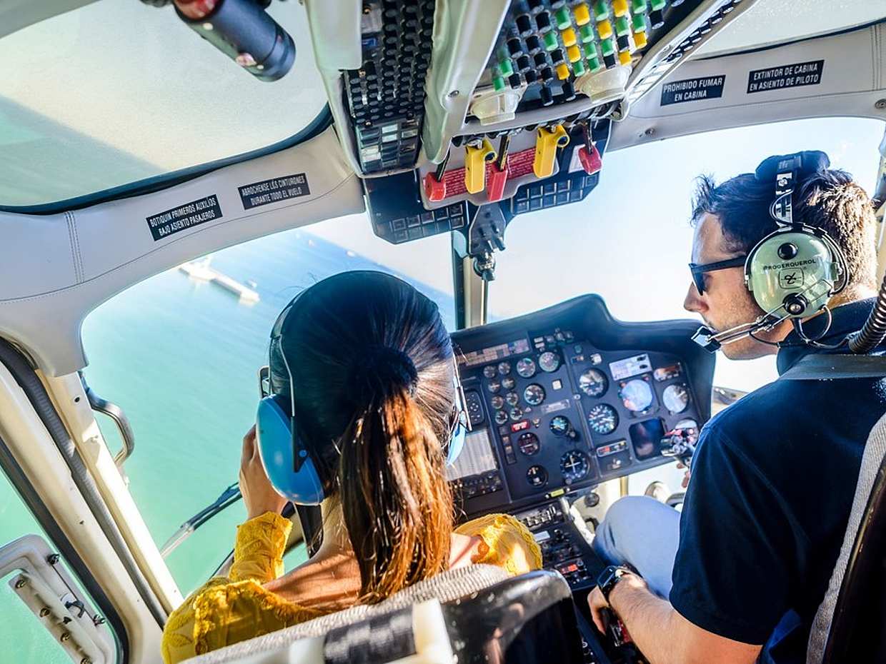 Three in One: Lisbon Helicopter Flight, Sailing Trip and Walking Tour, photo 4