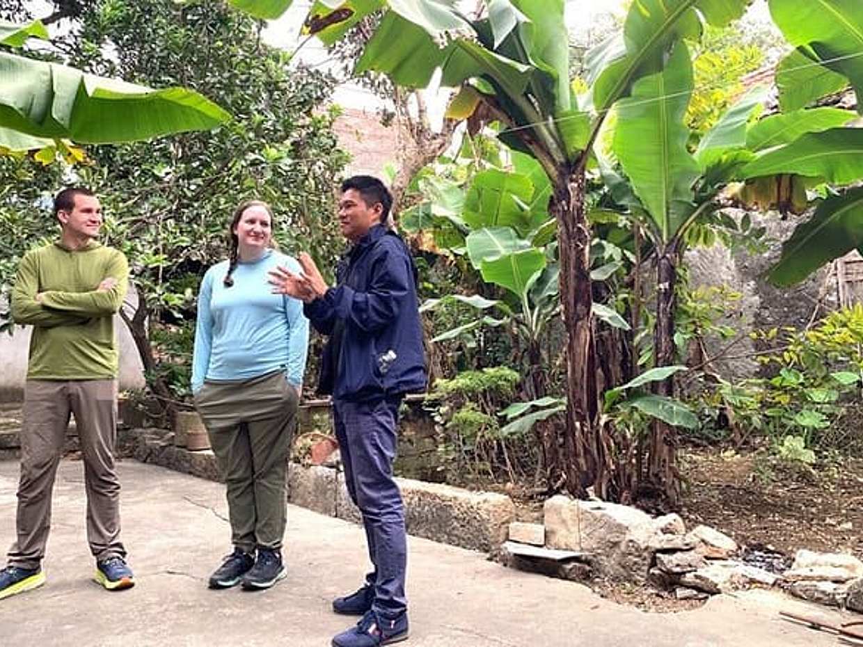 Ninh Binh 1 Day: Mua Cave Trang An Hoa Lu Group 9 by Limousine, photo 4