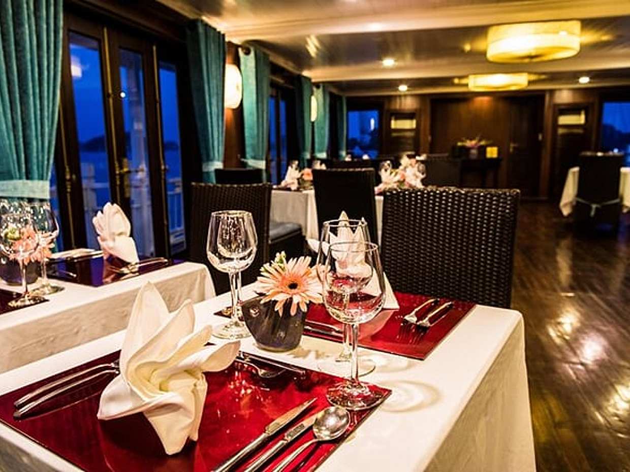 Le Journey Premium Cruise Halong Overnight Boutique 4 Star Cruise, photo 4