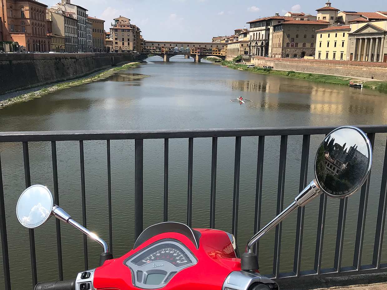 Vespa Ride in Florence in Italy, photo 3