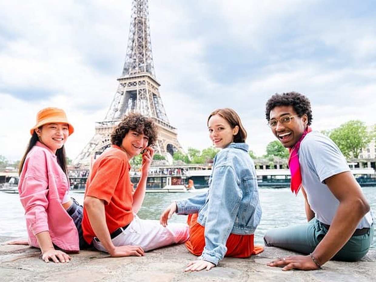 Paris Private Full Day Tour: Montmartre, Sights & Eiffel Tower in France