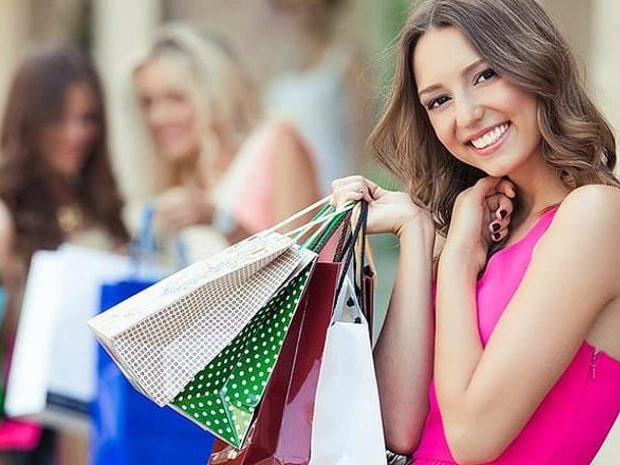 Rome Exclusive Full-Day Private Shopping Experience with Personal Shopper