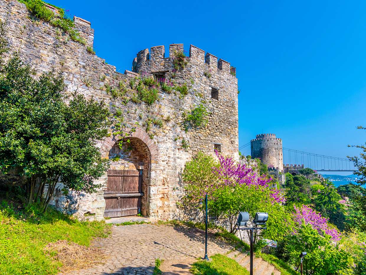 Exclusive City Excursion by Car in Istanbul, Türkiye, photo 2