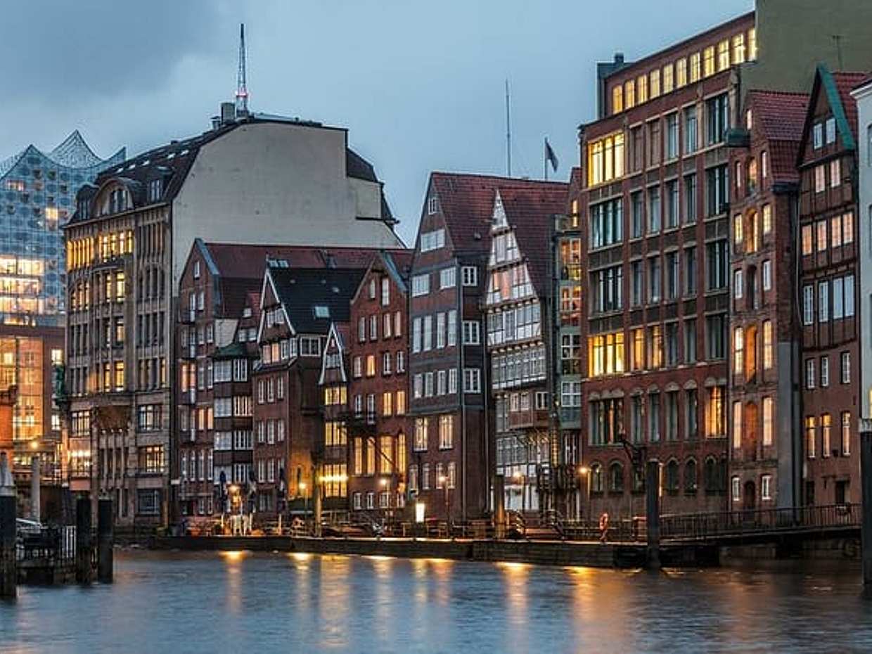 Özel Transfer Kopenhag'dan Hamburg'a Danimarka'da