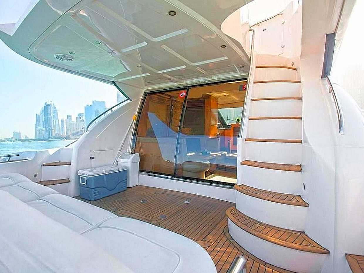 Dubai Xclusive Shared Luxury Yacht Tour with BBQ Breakfast in United Arab Emirates, photo 4