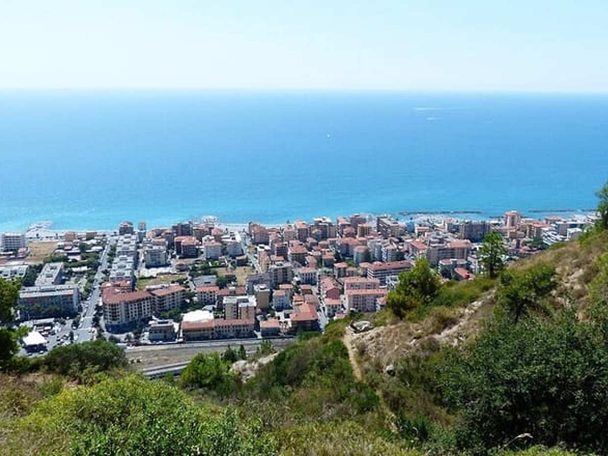 Imperia - Old Town Private Walking Tour, photo 4