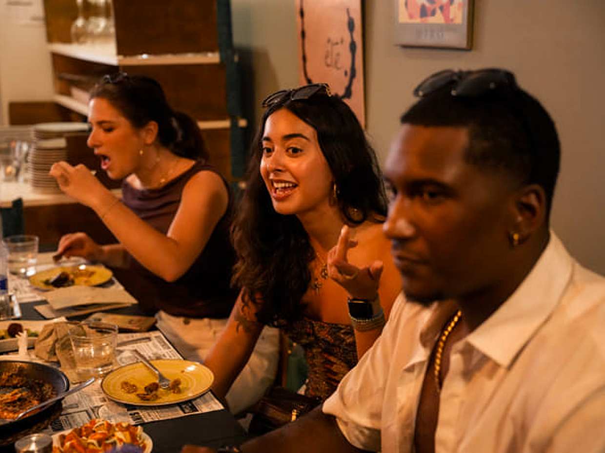Barcelona: Tipsy Tapas Tour with History, Paella & Sangria