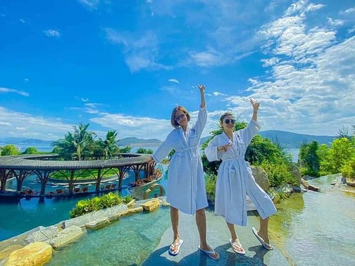 Snorkeling and BBQ Tour on Nha Trang Island with Mud Bath in Vietnam, photo 4