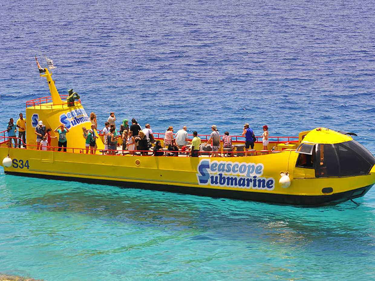 Viaje en Submarino en Sharm el Sheikh con Traslado en Egipto, Sharm El-Sheikh.
