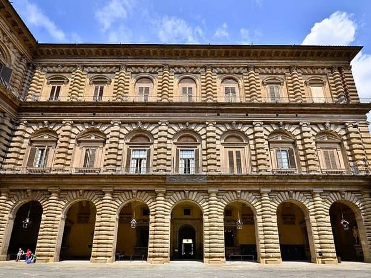 Pitti Palace and Palatina Gallery Entrance Ticket in Italy, Florence
