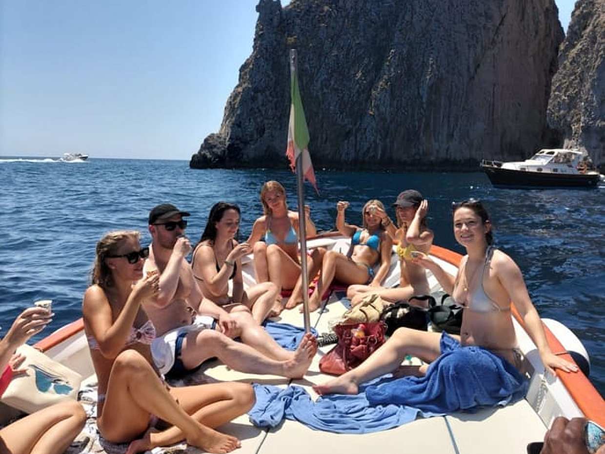 Capri: Experience a dream day on board a shared boat