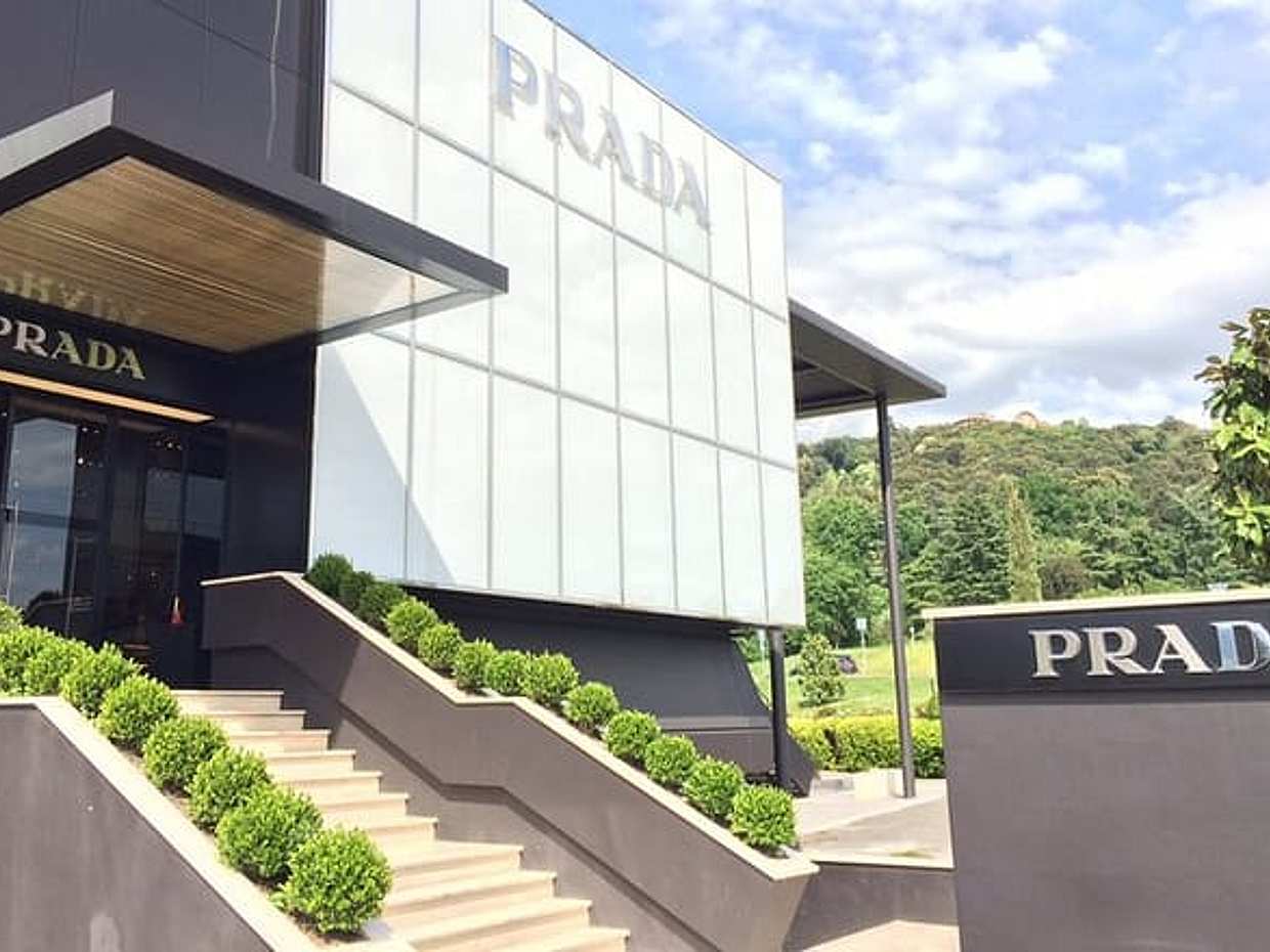 PRIVATE Full-Day Shopping Tour: The Mall GUCCI and Spaces PRADA outlet