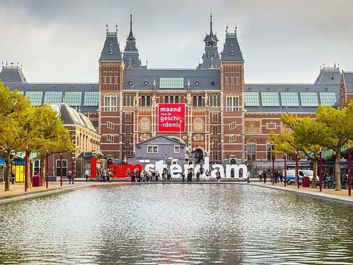Private tour :Traditional Holland and Amsterdam city tour from Brussels Full day
