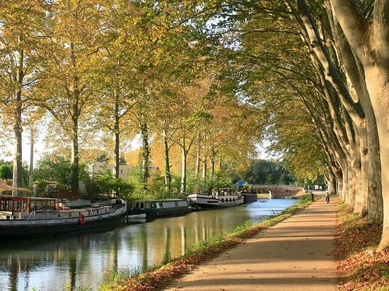 Private Transfer From Barcelona To Toulouse With a 2 Hour Stop, photo 4