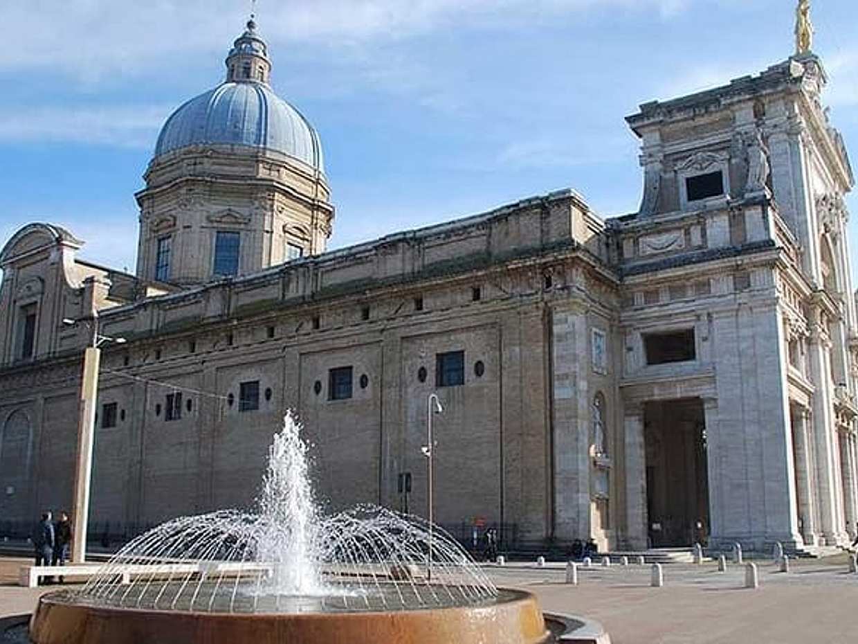 Assisi from Rome - Private Day Tour with Luxury Car, photo 2