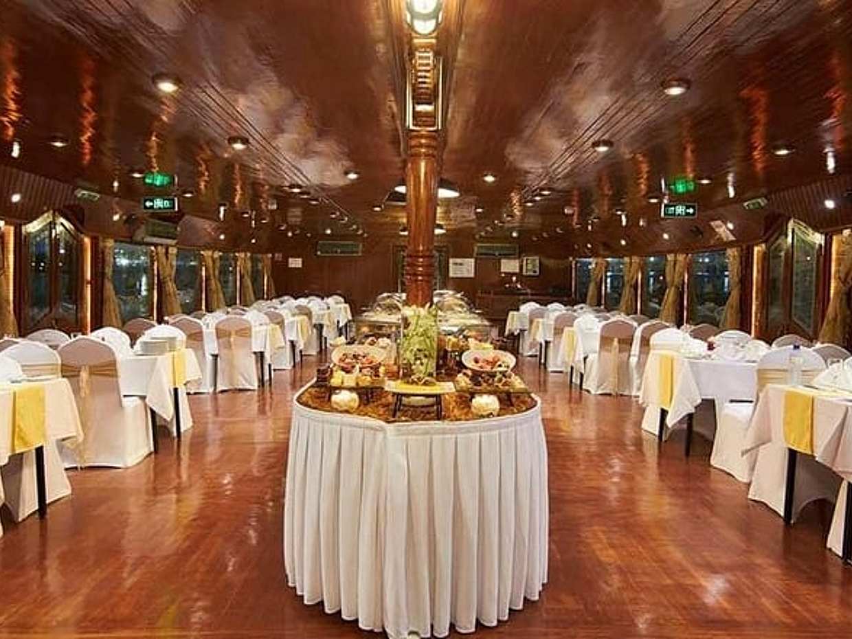 Dubai Dhow Dinnerfahrt in der Marina, Vereinigte Arabische Emirate, photo 5