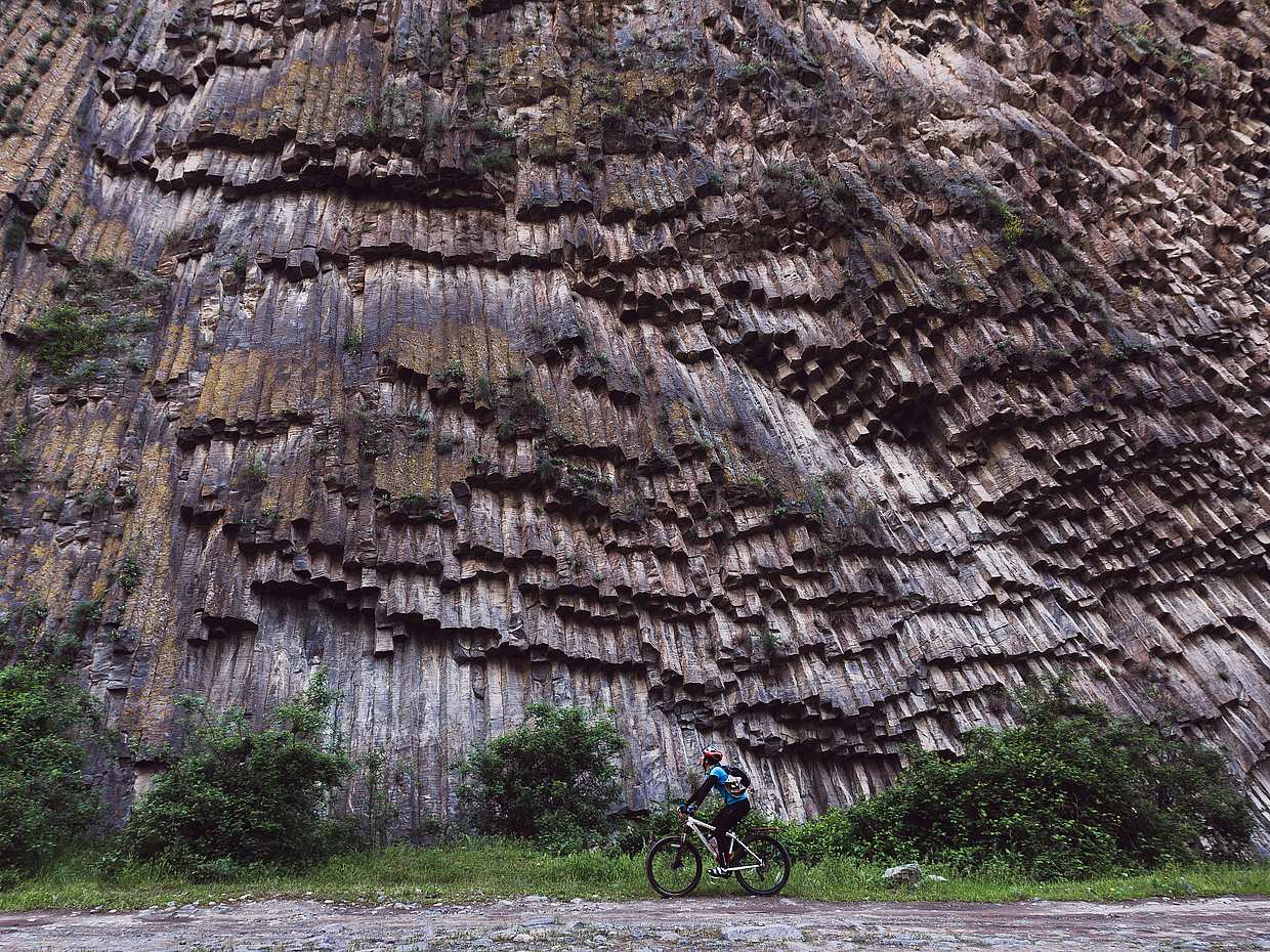 Discover Garni, Geghard, Symphony of Stones and Khor Virap Private Tour in Armenia, photo 4