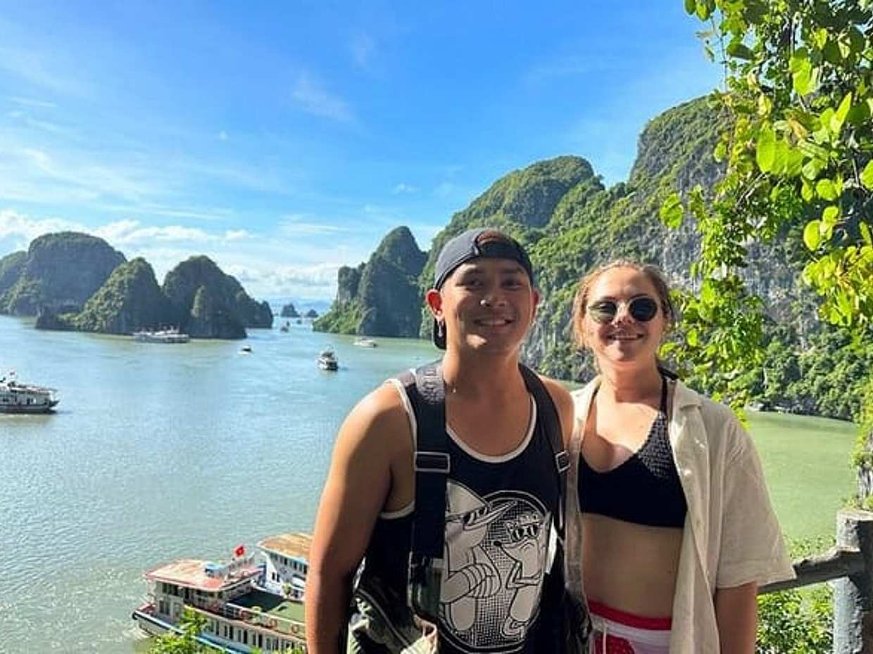 Hanoi to Ha Long Bay: 5-Star Luxury Cruise with Lunch & Kayaking, photo 3